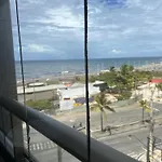 Aconchegante E Com Vista Mar